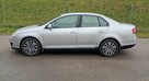 Volkswagen Jetta 1.6 benzyna FSI 2005 Rok golf passat - 4