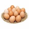 Jajka stołowe brązowe i białe z fermy na sprzedaż.